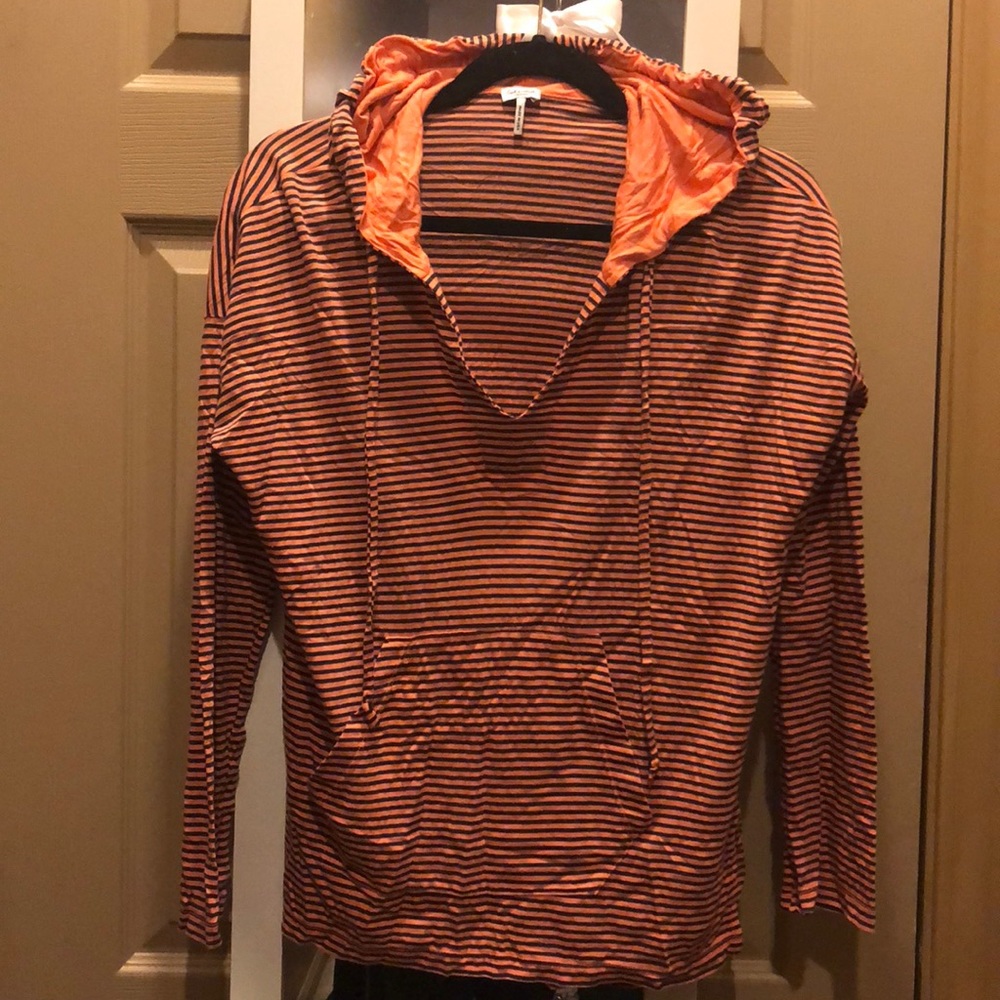 Splendid hooded pullover